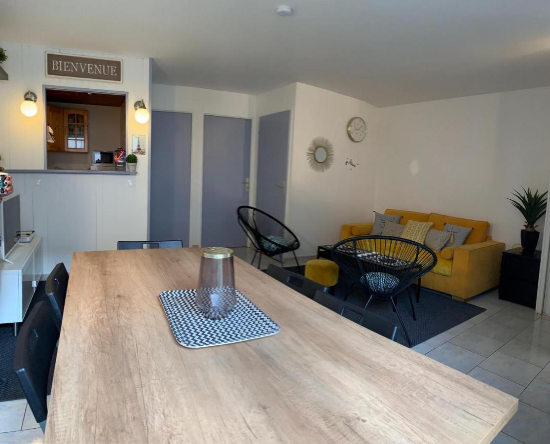 Appartement Eco 6 Personnes Magny-le-Hongre Kültér fotó