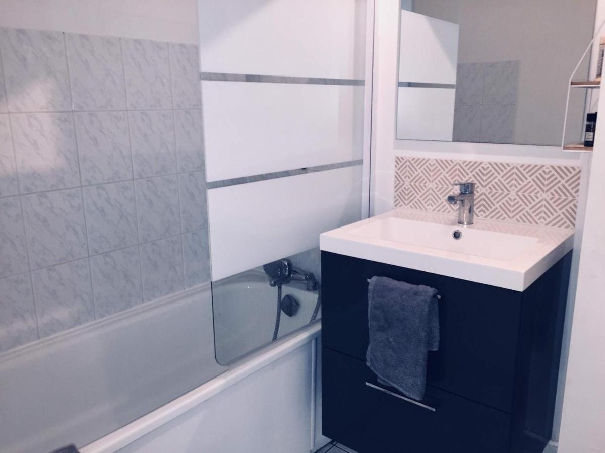 Appartement Eco 6 Personnes Magny-le-Hongre Kültér fotó